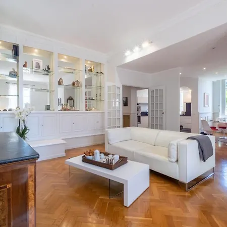 House With Heated Swimming Pool * Cannes