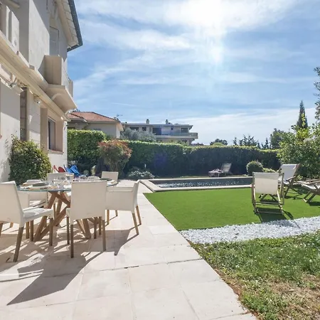Villa House With Heated Swimming Pool Cannes